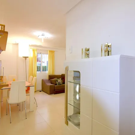 Encantador De Planta Baja Αλικάντε